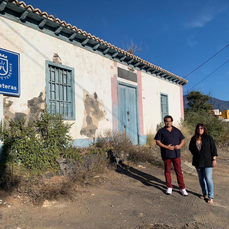Gustavo Pérez (Alcalde) Nayra Caraballero (concejala de Desarrollo Rural)